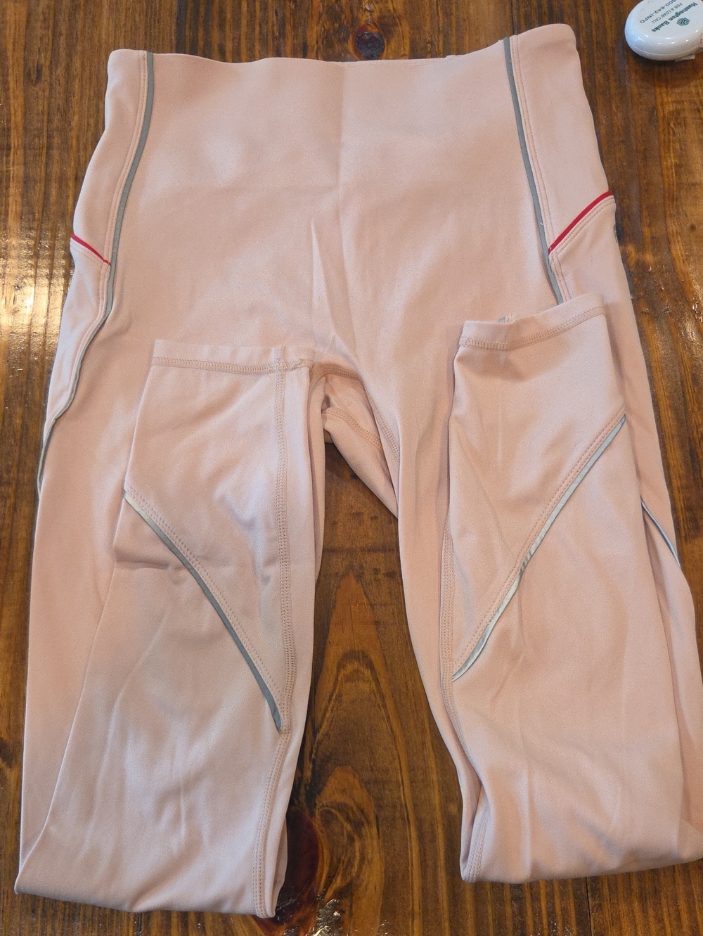 Fabletics Womens Performance Leggings in Light Pink